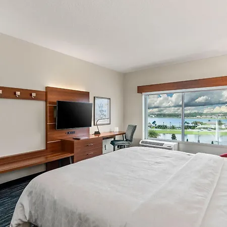 Holiday Inn Express & Suites Orlando- Lake Buena Vista By Ihg-3
