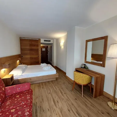 Hotel Cristallo-3