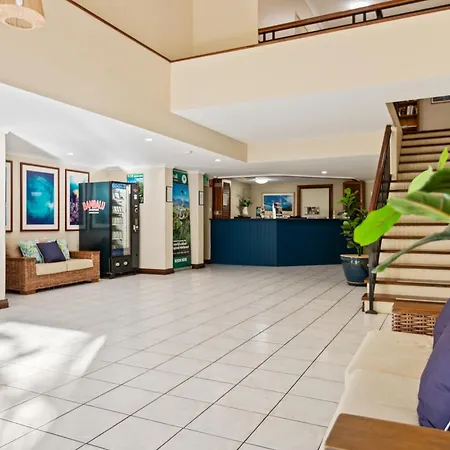 Trinity Beach Club Holiday Apartments-3