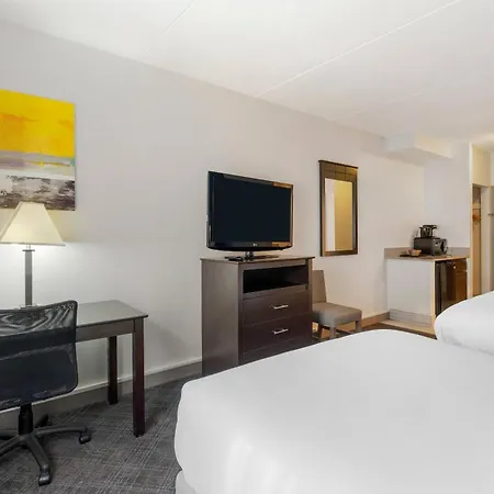 Comfort Inn & Suites Mundelein-Vernon Hills-3