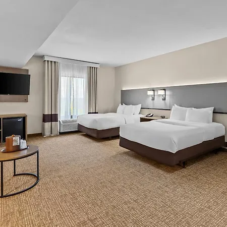 Comfort Suites Edinboro-2