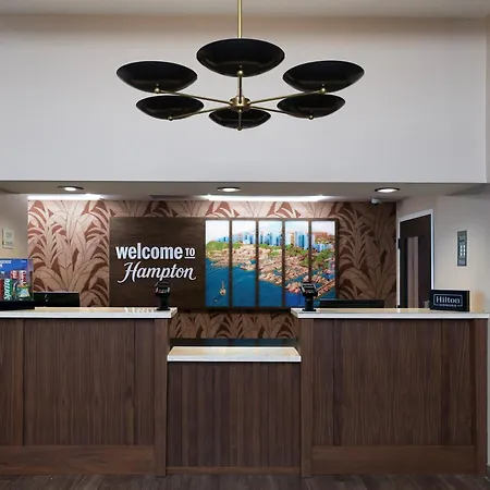 Hampton Inn Miami-Coconut Grove/Coral Gables-2