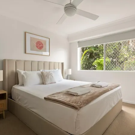 Kirra Palms Holiday Apartments-2