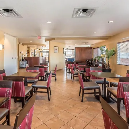 Comfort Suites Longmont-2