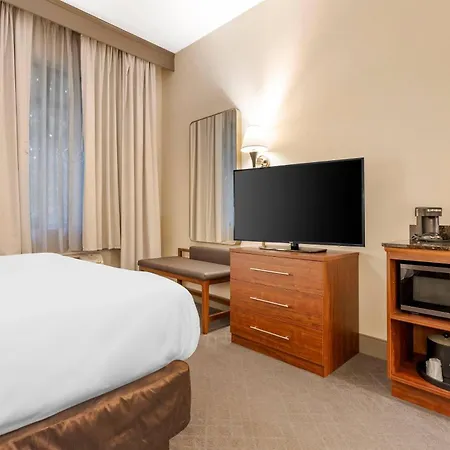 Comfort Inn & Suites Lavale - Cumberland-2