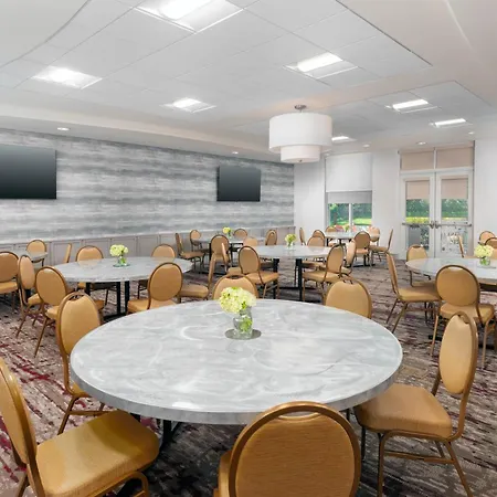 Hilton Garden Inn Wayne-2