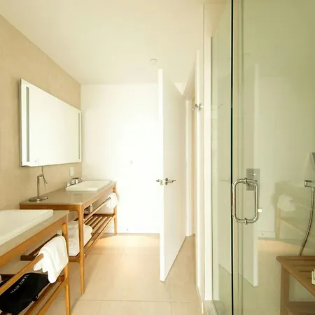 The Sarasota Modern, A Tribute Portfolio Hotel-3