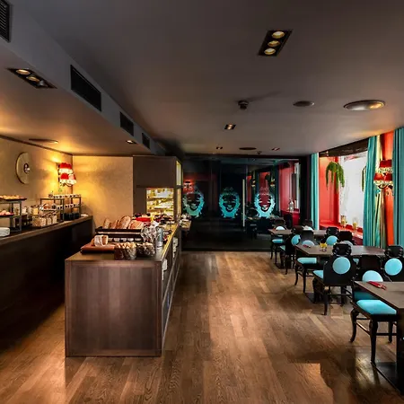 Buddha-Bar Hotel Prague-3
