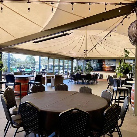 Mercure Bunbury Sanctuary Golf Resort-2