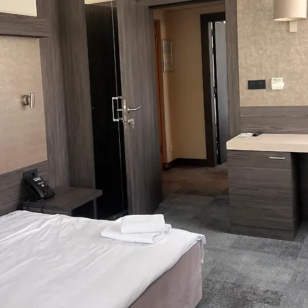 Hotel Paka-3
