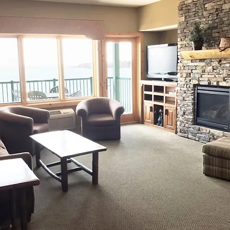 Superior Shores Resort-3