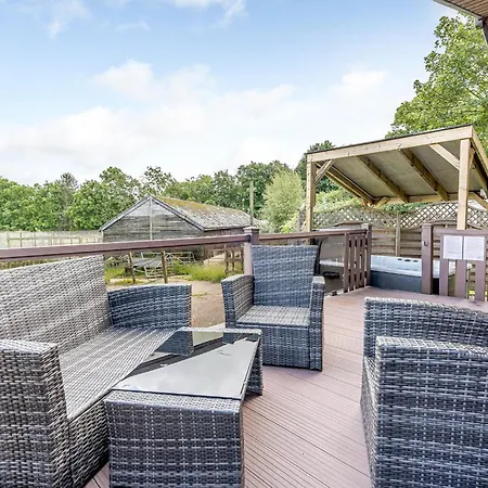 Calthwaite Hall Lodges-3