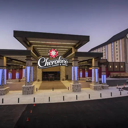 Cherokee Casino Hotel Roland-3