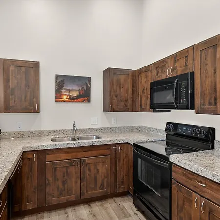 Moab Redcliff Condos-2