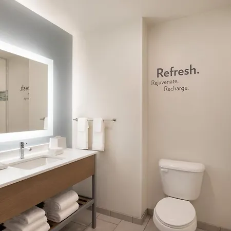 Even Hotel Rochester - Mayo Clinic Area By Ihg-3