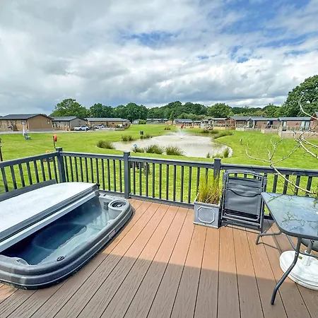Ladera Retreat Lodges-2