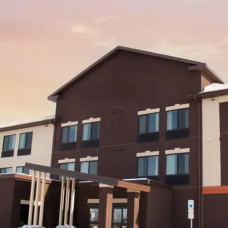Comfort Inn & Suites Grand Forks Near Alerus Center-2