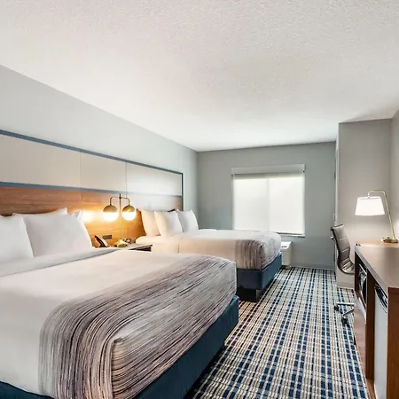 Americinn By Wyndham Fairfield-3