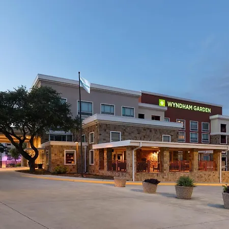 Wyndham Garden San Antonio Airport-3