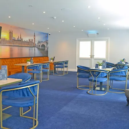 Kingswood Golf And Leisure Park-2