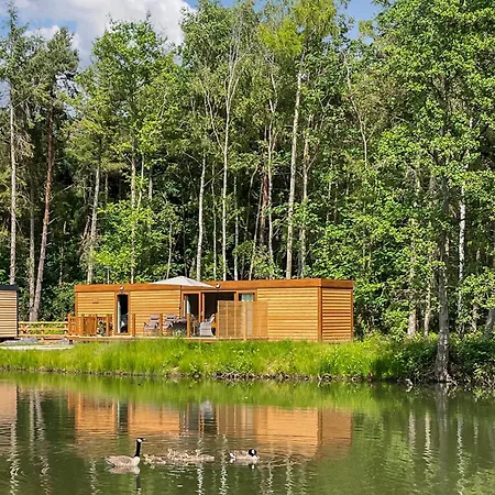 Woodland Lakes Boutique Lodges-3
