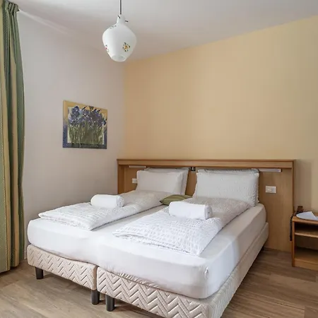 Garden Hotel Bellariva-3
