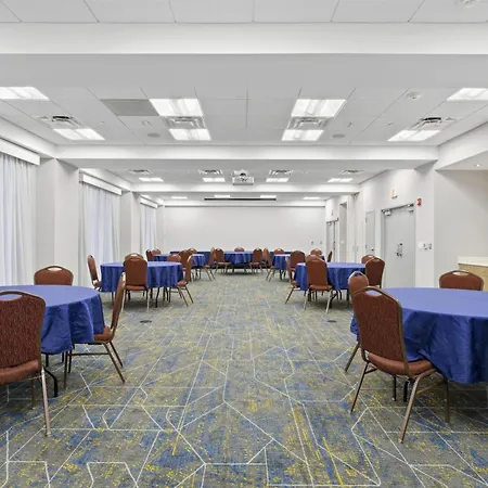 Hampton Inn And Suites Woodstock, Virginia-2