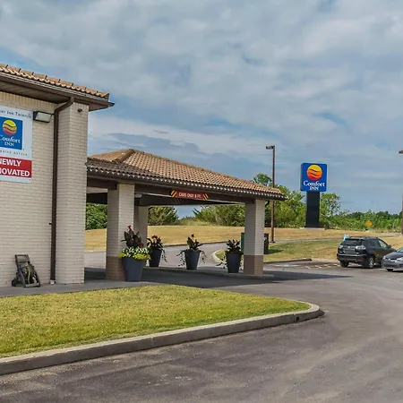 Comfort Inn Trenton-3