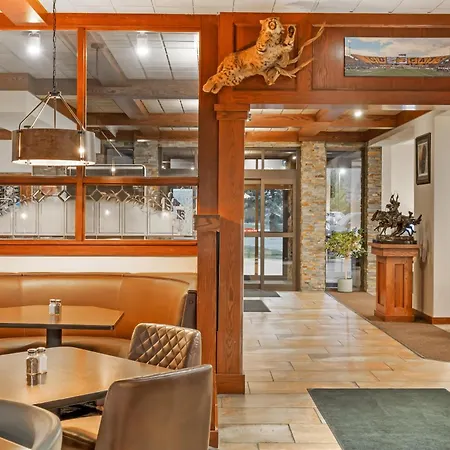 Best Western Plus Grantree Inn-3