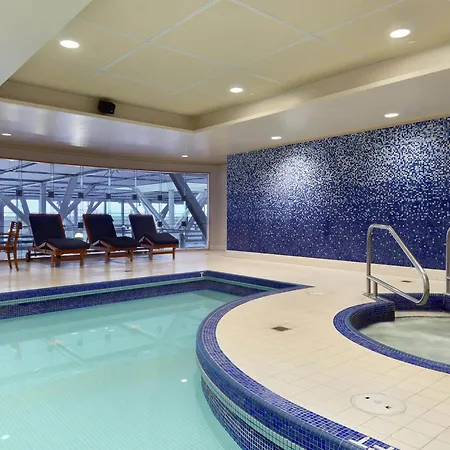Fairmont Vancouver Airport In-Terminal Hotel-2
