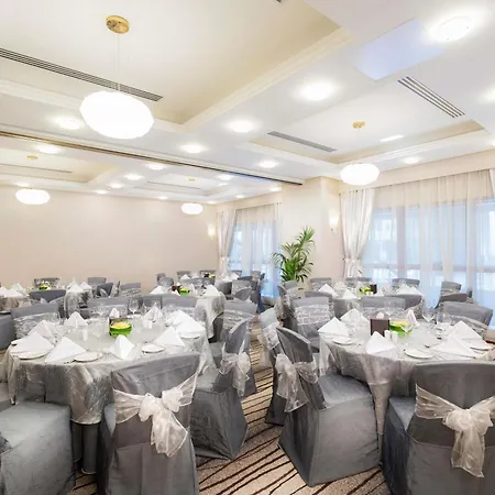 Grand Mercure Majlis Residences Abu Dhabi-3