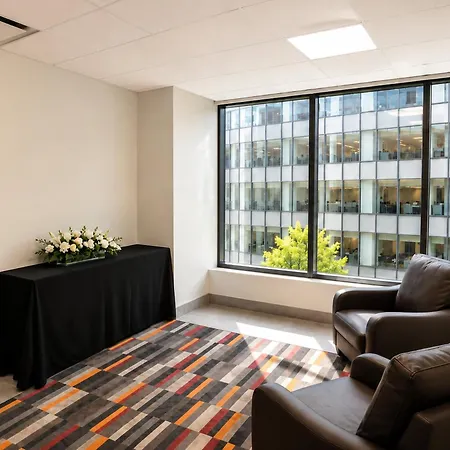 Holiday Inn Hotel & Suites - Montreal Centre-Ville Ouest By Ihg-2