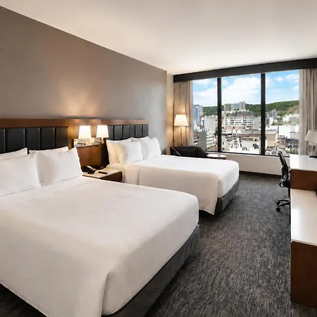 Holiday Inn Hotel & Suites - Montreal Centre-Ville Ouest By Ihg-2