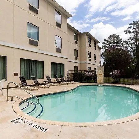 Quality Suites Huntsville Near University-3