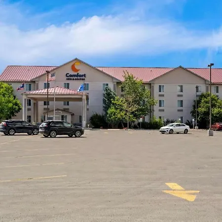 Comfort Inn & Suites Riverton-2