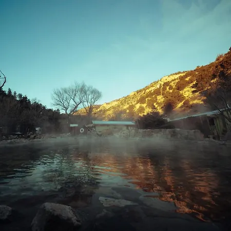 Cottonwood Hot Springs Inn & Spa-3