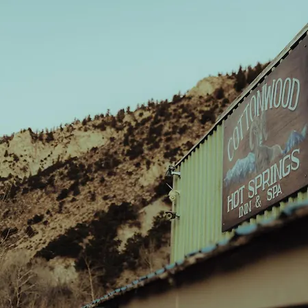Cottonwood Hot Springs Inn & Spa-2