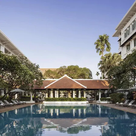 Raffles Hotel Le Royal-3