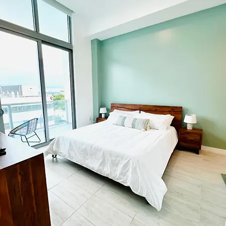 Sleek 2Bd 2Ba Condo In Miami Design District-2