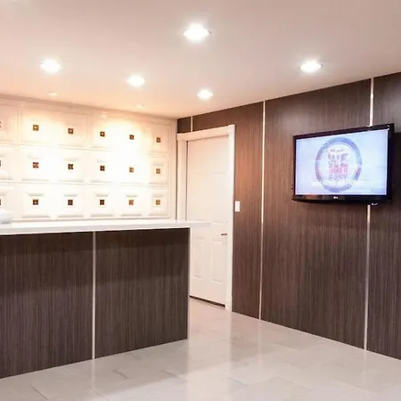 Gardena Terrace Inn (Adults Only)-3