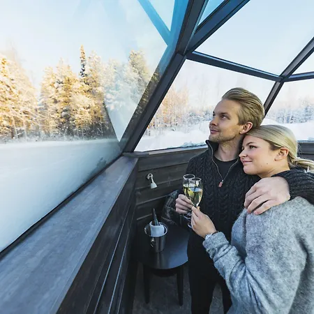 Arctic Snowhotel & Glass Igloos-2