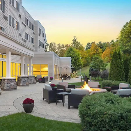 Courtyard By Marriott Lenox Berkshires-2
