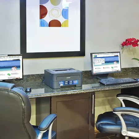 Holiday Inn Express Hotel & Suites Alvarado By Ihg-2