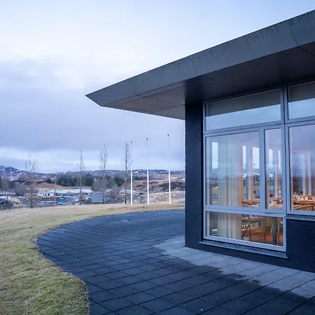 The Hill Hotel At Fluthir-3