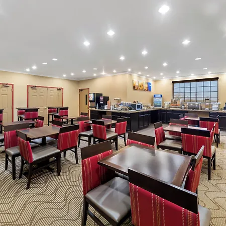Roanoke Suites-3