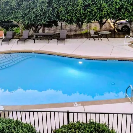 Americas Best Value Inn Apache Junction-3
