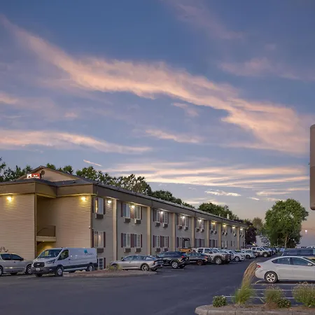Best Western Plus Prairie Inn-3