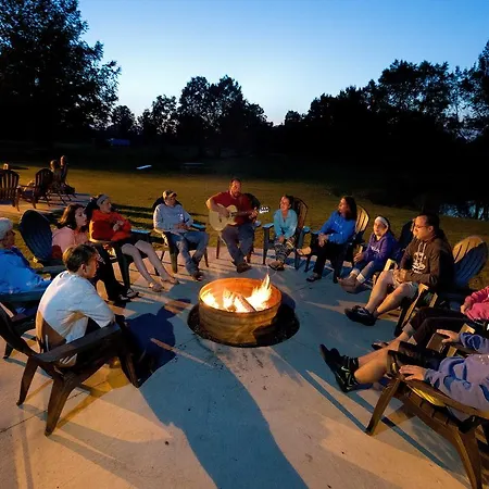 Sierra Sands Family Lodge-3