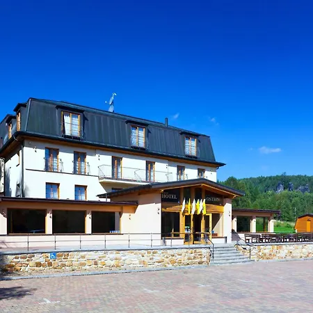 Hotel Ostrov-3