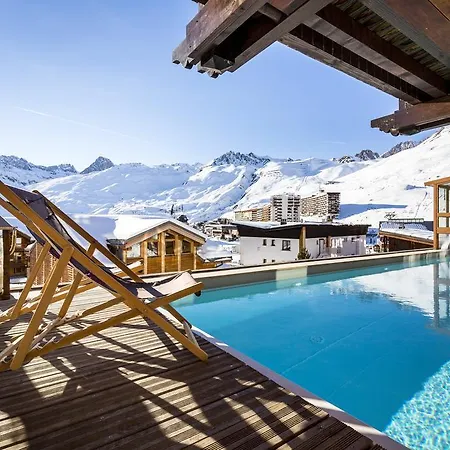 Hotel Les Campanules By Les Etincelles-2